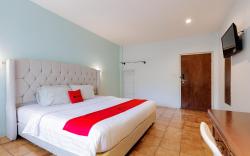 RedDoorz Plus near Kebayoran Baru Blok S