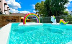 Blues 11 Retro Homestay【Santorini Pool| KTV | BBQ】