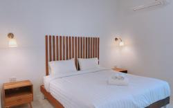 Palm Park Hotel