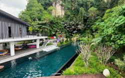 Ipoh Cove Hillside by Glex