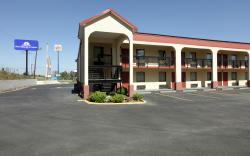 Americas Best Value Inn & Suites Macon at Eisenhower Pkwy