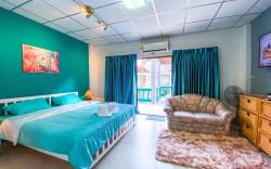 Beach Days Guest House  Cha am Beach 
