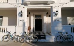 Karoo Art Hotel