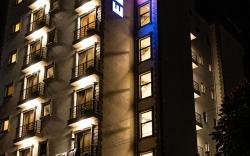 Elmo's Hotel