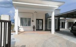 Hannan Homestay Kluang (Muslim Only)