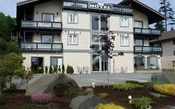 Heron's Landing Hotel