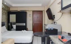 Minimalist Studio Room Kebagusan City By Travelio