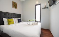 Urbanview Hotel Arafuru Residence Duren Sawit