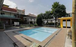RedDoorz Plus near Museum Angkut Batu 4