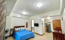 Studio unit infront of terminal 3 w/ stunning view
