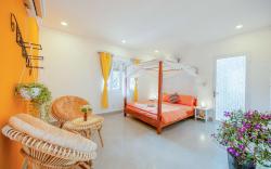 Double Room 2: Có Toilet Riêng View Nhìn Ra Hồ