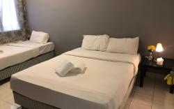 BENTONG MAKMUR DELUXE ROOM - M4