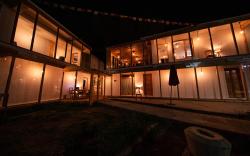Gutur Glasswood Hostel - Outdoor Community Loft