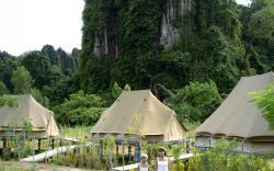 A Moment of Love...by Red Z, Baan Mung