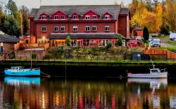 Rivers Hotel