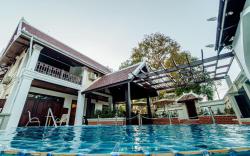 LUX Hotel