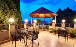 Iliani Hotel