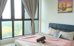 D'Pristine 1BR walking to Legoland Netflix by STAY