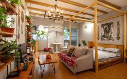 Zebra house/2’ to HoanKiem Lake & Beer street
