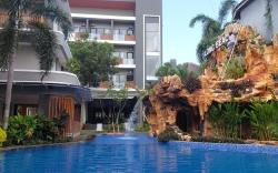 LONG BEACH HOTEL PANGANDARAN