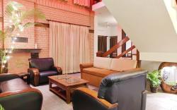 Cosy Homes Rajpur Road Near GRD College 