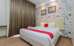 RedDoorz Plus @ Riverside Malang