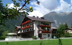 Hotel Ferrari