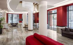 Zeus Essence Athens Central 