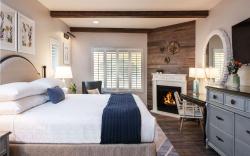 The Lodge at Healdsburg, tapestry Collection by Hilton