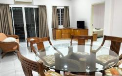 Melaka homestay budget condo 6pax