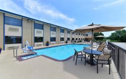 Baymont by Wyndham Ardmore I-35