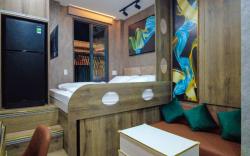 No 102 Luxe Stylish Apt in The Heart of District 1