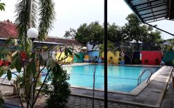 RedDoorz Plus @ Singaraja                                                                   