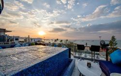 The Globe Hotel, Bar & Restaurant 