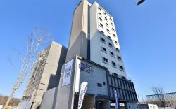 Hotel February LIONS PARK