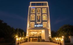 FabHotel Prime K9 Grand