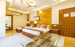FabHotel Royal Aanandam