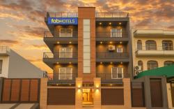 FabHotel F9 H Block Sector 51