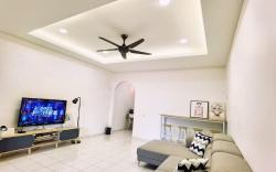 Promo Whole house 4 min to Aeon Big,Mcd 2BR