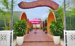 Ruby Cafe & Homestay