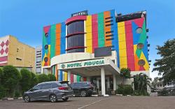 Super OYO Townhouse OAK Hotel Fiducia Serpong