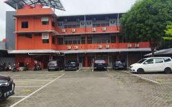 OYO 92098 Kost Orange Syariah