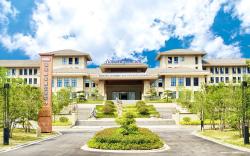 Howard Johnson Lakeview Hotel Huaibei