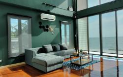 Talaytime Pool Villa