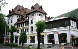 Hotel Rina Cerbul