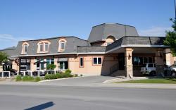 Hotel V