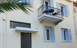 Athens Plaka Family Suites