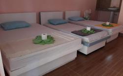 Cubbys Big room