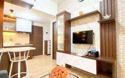 Great 2BR Transpark Juanda Bekasi Apt By Travelio