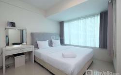 Minimalist Studio Grand Kamala Lagoon By Travelio